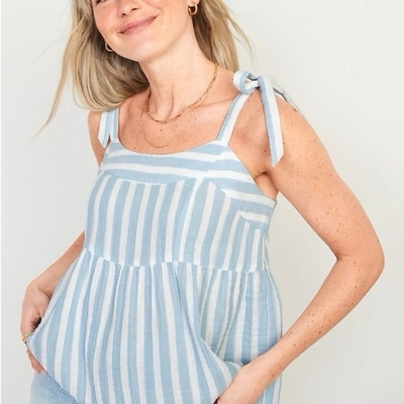 Old Navy Light Blue Striped Shoulder Tie Tank Size 4X - Picture 1 of 6